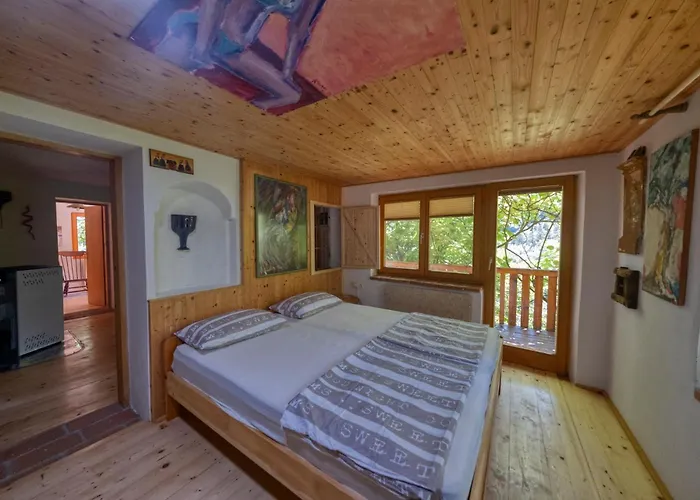 Surrounded By Forests - The Sunny Hill * Grize